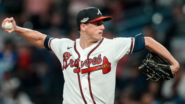 Braves pitcher Kyle Wright throws during Game 2 of the 2022 NLDS
